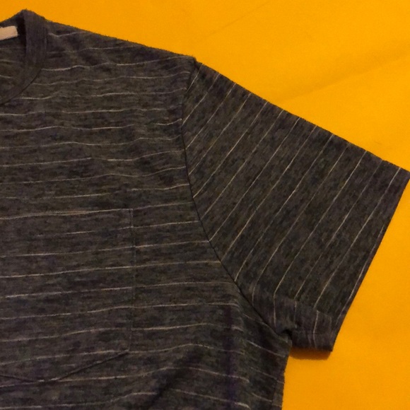Men’s Banana Republic Vintage Tee - Picture 4 of 6